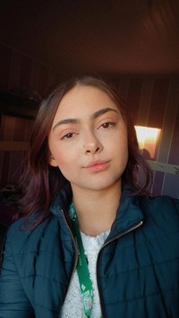 Foto de Emylli de Oliveira