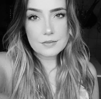 Foto de Nathália  Hounsell