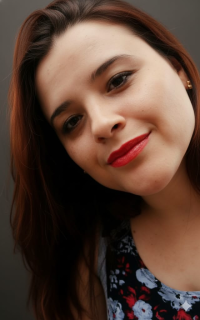 Foto de Neiriene Cardoso